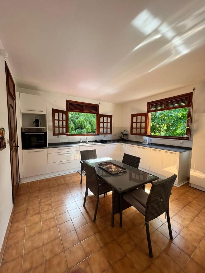 Villa L'Amandine à Sainte-Anne  Extérieur photo